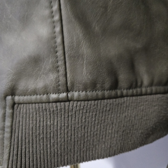 SAM EDELMAN Faux Leather Jacket with Cream Sherpa Collar. Size Large - Picture 9 of 15